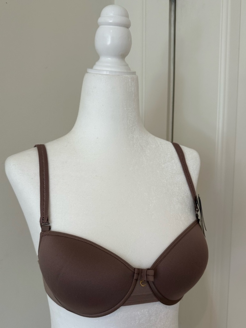 NWT Chantelle Smooth Cup T-Shirt Bra in Chocolate Brown 32C